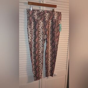 MTA Sport Stretch Women's 1X Leggings Snakeskin Pattern -NWT